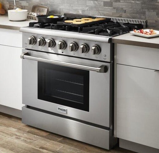 Thor Kitchen 36 in. Natural Gas Burner/Electric Oven Range in Stainless Steel, HRD3606U - Smart Kitchen Lab