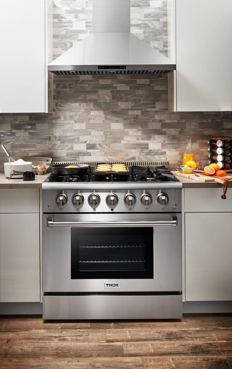 Thor Kitchen 36 in. Professional Natural Gas Range in Stainless Steel, HRG3618U - Smart Kitchen Lab