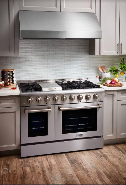 Thor Kitchen 48 in. 6.7 cu. ft. Professional Natural Gas Range in Stainless Steel, HRG4808U - Smart Kitchen Lab