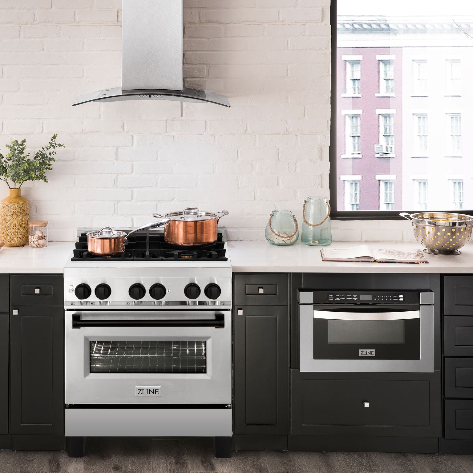 ZLINE Autograph Edition 30 in. 4.0 cu. ft. Dual Fuel Range with Gas Stove and Electric Oven in Stainless Steel with Matte Black Accents, RAZ-30-MB - Smart Kitchen Lab